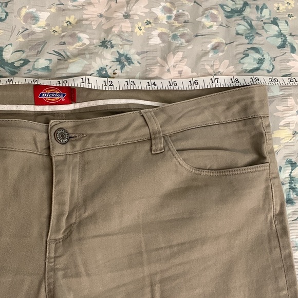 Dickies khaki pants - Picture 10 of 12